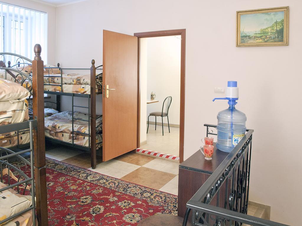 Niko Hostel ลวีฟ ห้อง รูปภาพ